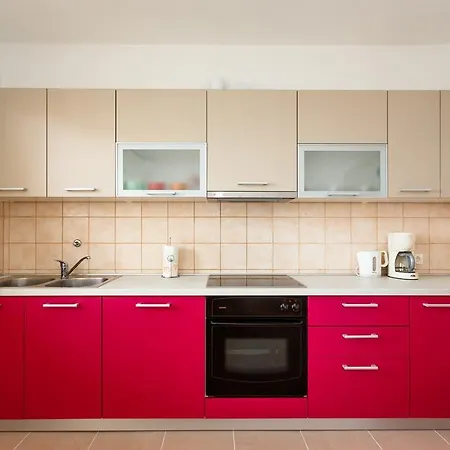 Nevenka Apartman Krk Town