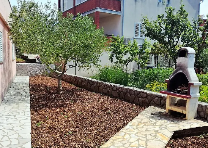 Διαμέρισμα Nevenka Krk Town